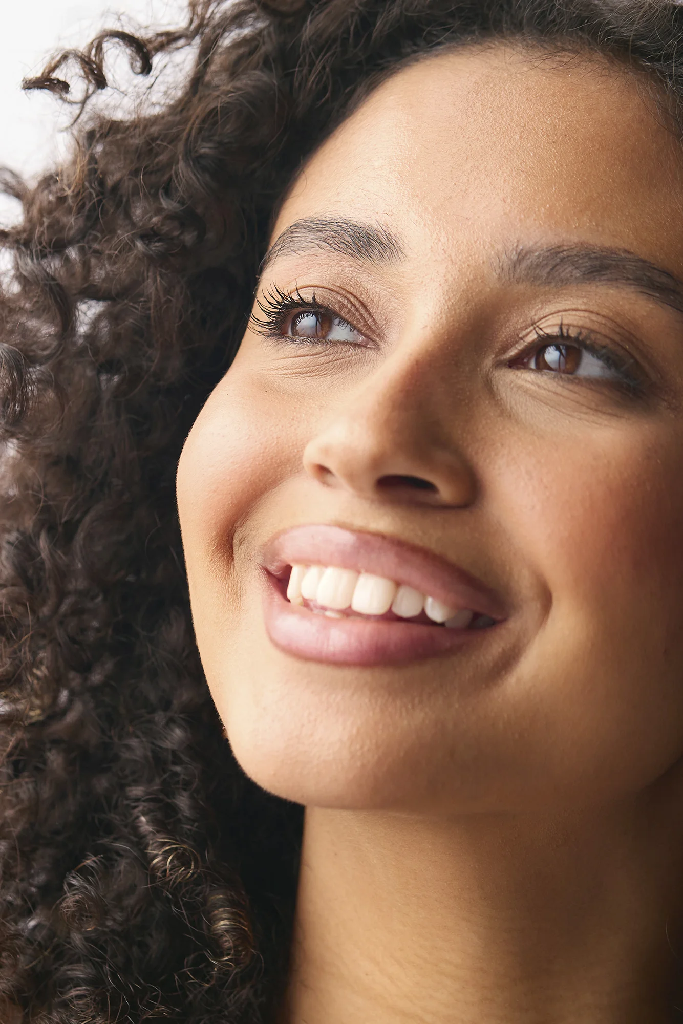 Comprendre et traiter le vieillissement du regard à Bordeaux